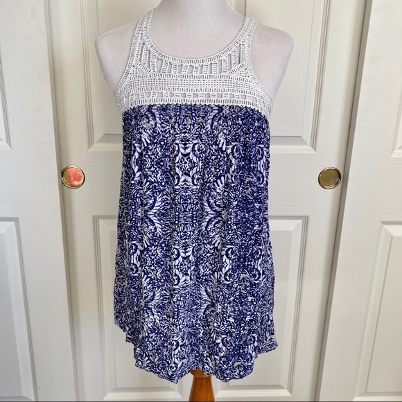 Aeropostale Tops - Aeropostale Crochet Open Back Navy White Medallion Print Boho Tank Top Sz XS